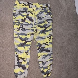 Camouflage joggers